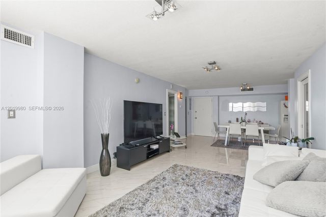 7135 Collins Ave 712, Miami Beach, FL 33141