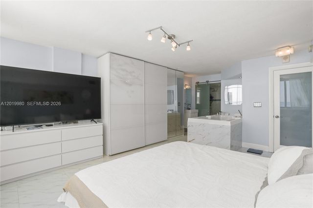 7135 Collins Ave 712, Miami Beach, FL 33141
