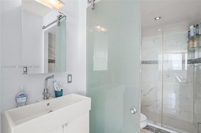 7135 Collins Ave 712, Miami Beach, FL 33141