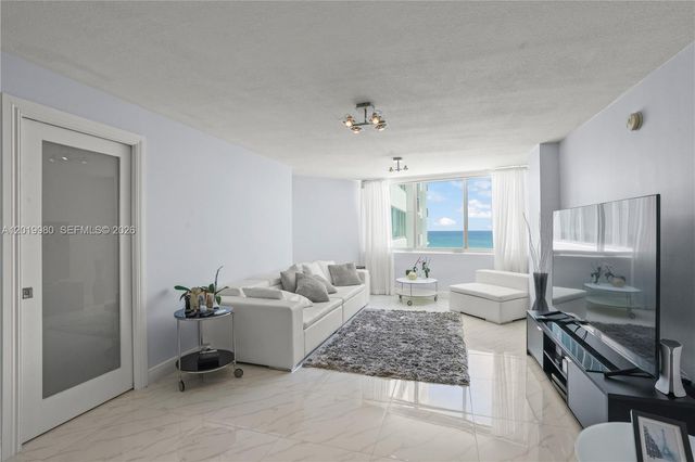 7135 Collins Ave 712, Miami Beach, FL 33141
