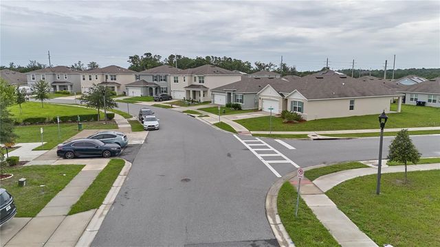 1679 AURORA RIDGE DRIVE, Zellwood, FL 32798