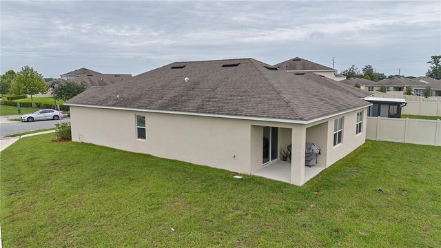 1679 AURORA RIDGE DRIVE, Zellwood, FL 32798