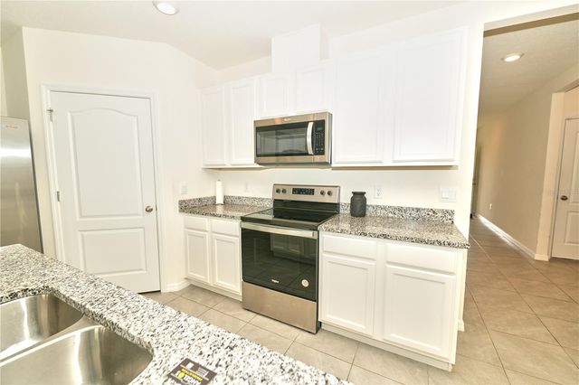 1679 AURORA RIDGE DRIVE, Zellwood, FL 32798