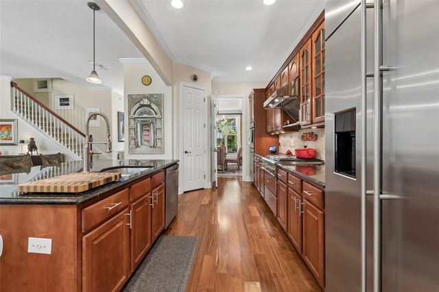 3213 W WYOMING AVENUE, Tampa, FL 33611