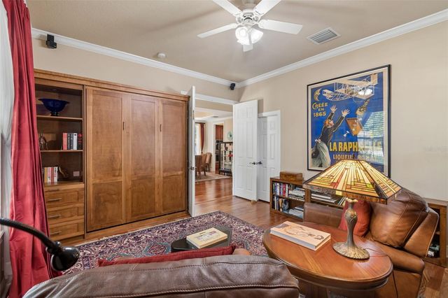 3213 W WYOMING AVENUE, Tampa, FL 33611