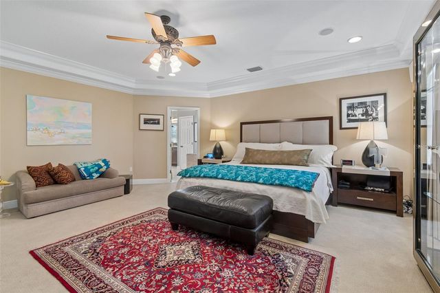 3213 W WYOMING AVENUE, Tampa, FL 33611