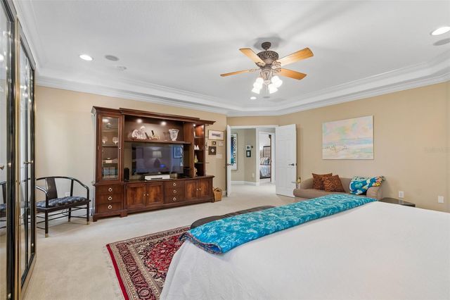 3213 W WYOMING AVENUE, Tampa, FL 33611