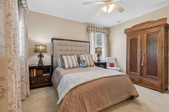 3213 W WYOMING AVENUE, Tampa, FL 33611