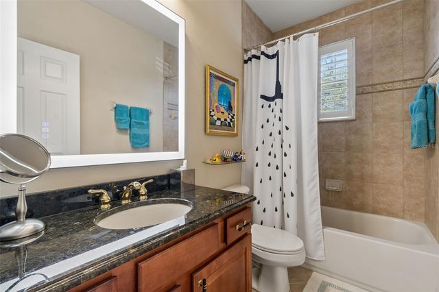 3213 W WYOMING AVENUE, Tampa, FL 33611