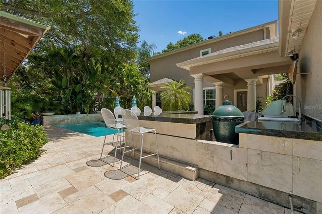 3213 W WYOMING AVENUE, Tampa, FL 33611