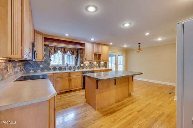 5204 Foxfire Place, Kingsport, TN 37664