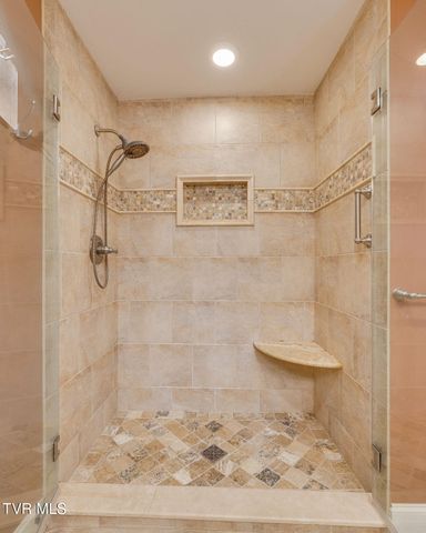 5204 Foxfire Place, Kingsport, TN 37664