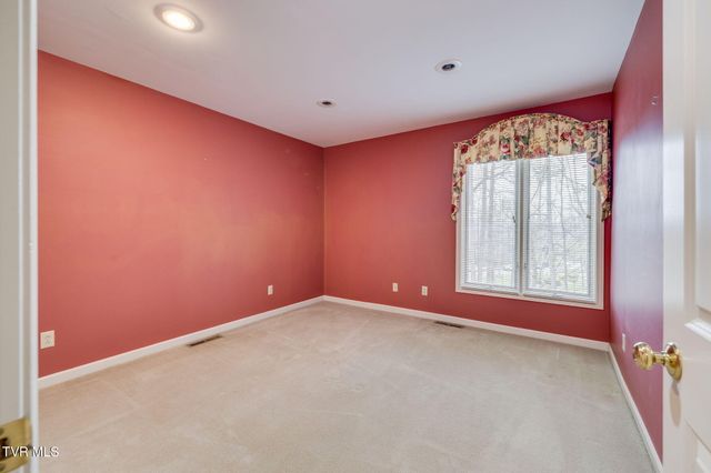 5204 Foxfire Place, Kingsport, TN 37664