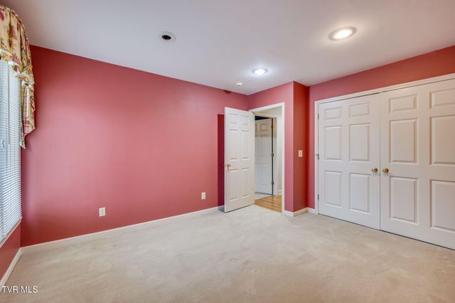 5204 Foxfire Place, Kingsport, TN 37664