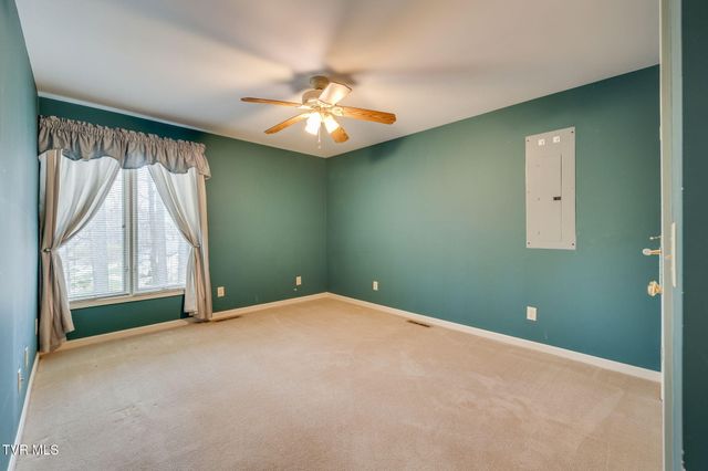 5204 Foxfire Place, Kingsport, TN 37664