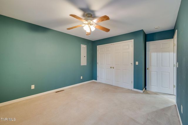 5204 Foxfire Place, Kingsport, TN 37664