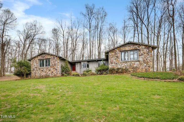 5204 Foxfire Place, Kingsport, TN 37664