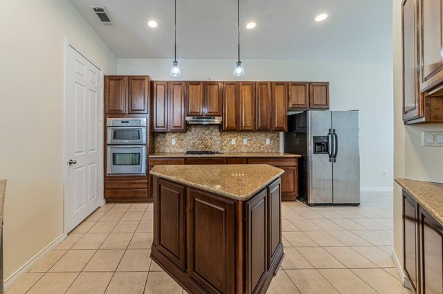 2202 Shady Vista, Richardson, TX 75080