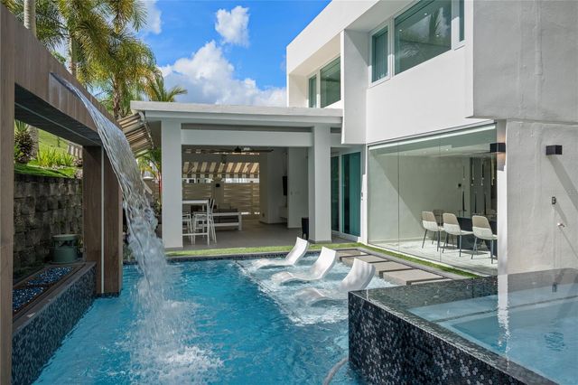 D-5 CALLE LA BORINQUEÑA, Cayey, PR 00736