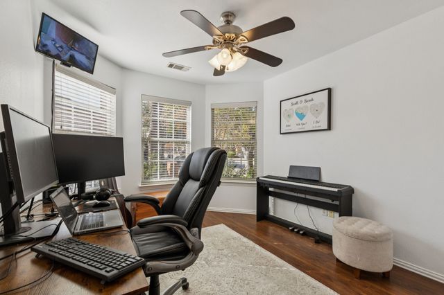 2633 Mountain Lion Drive, Fort Worth, TX 76244