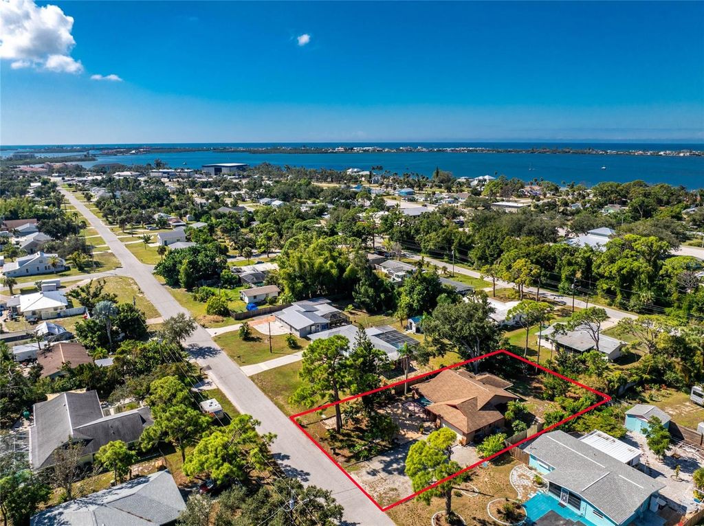 660 S BROADWAY STREET, Englewood, FL 34223