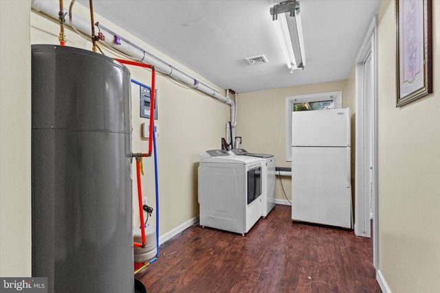 7728 FARMDALE AVE, Harrisburg, PA 17112