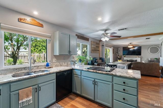 826 Scaup Ln, Suisun City, CA 94585