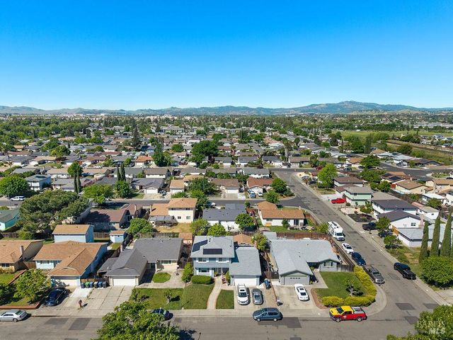 826 Scaup Ln, Suisun City, CA 94585