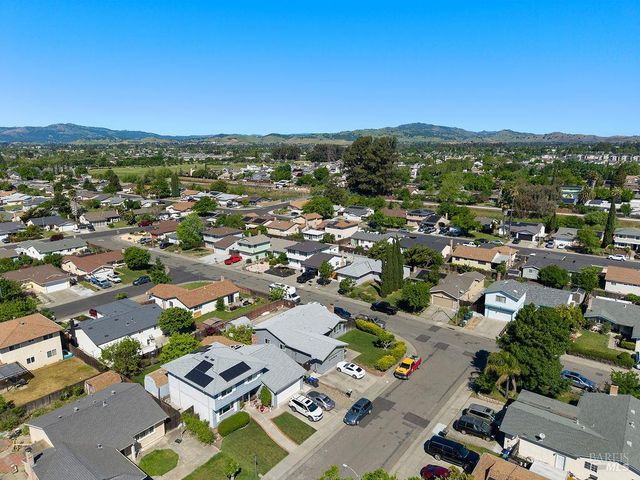 826 Scaup Ln, Suisun City, CA 94585