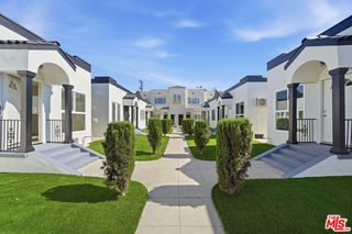 3020 W 12th Street 3020 1/2, Los Angeles, CA 90006