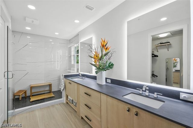 1540 Blue Point Ave 201, Naples, FL 34102