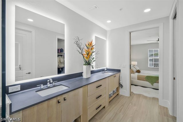 1540 Blue Point Ave 201, Naples, FL 34102