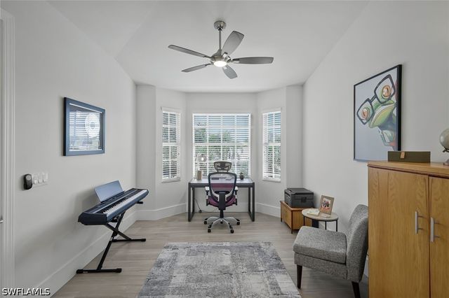 1540 Blue Point Ave 201, Naples, FL 34102
