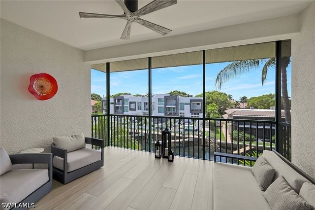 1540 Blue Point Ave 201, Naples, FL 34102