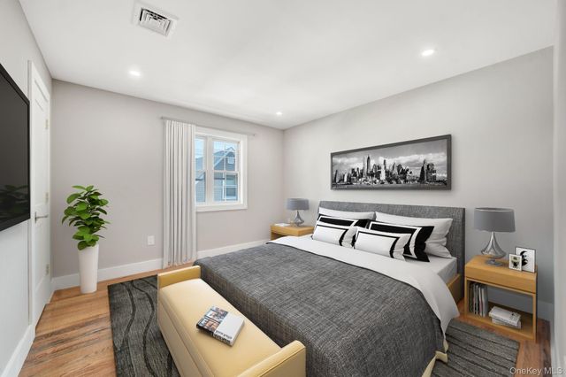 139-18 250 Street, Rosedale, NY 11422