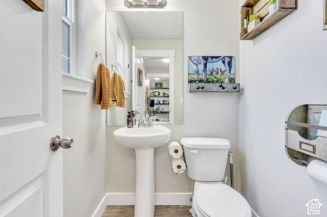 2104 E WEEPING CHERRY LN, Eagle Mountain, UT 84005
