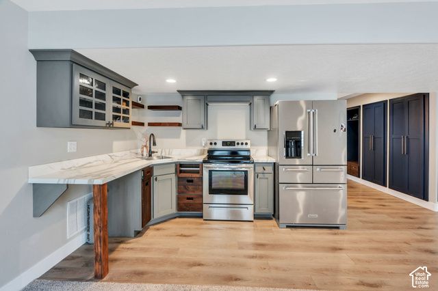 2104 E WEEPING CHERRY LN, Eagle Mountain, UT 84005