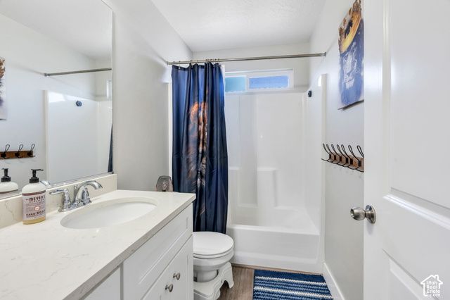 2104 E WEEPING CHERRY LN, Eagle Mountain, UT 84005