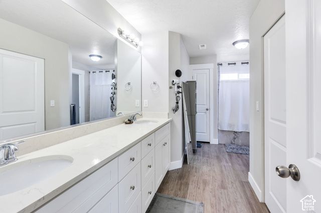 2104 E WEEPING CHERRY LN, Eagle Mountain, UT 84005