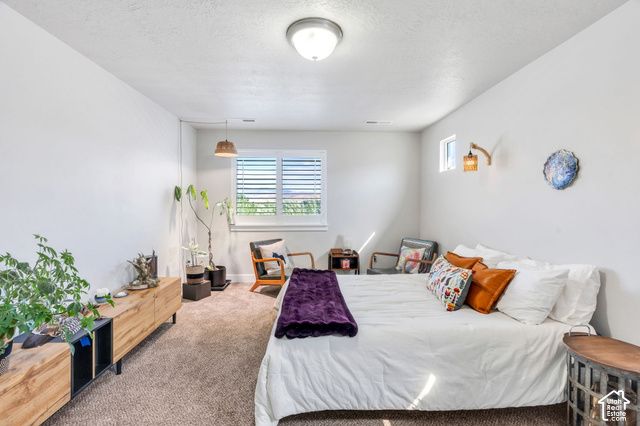 2104 E WEEPING CHERRY LN, Eagle Mountain, UT 84005