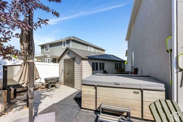 2104 E WEEPING CHERRY LN, Eagle Mountain, UT 84005