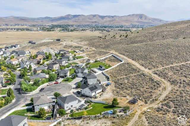 2104 E WEEPING CHERRY LN, Eagle Mountain, UT 84005
