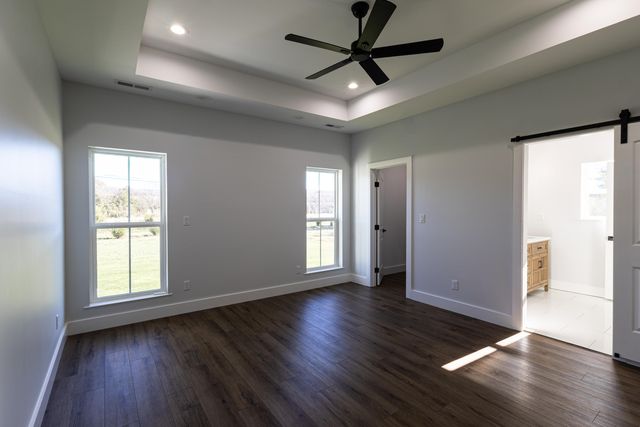 64 Tailwinds Court, Pikeville, TN 37367