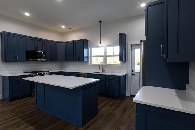 64 Tailwinds Court, Pikeville, TN 37367