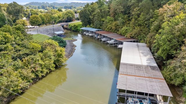 3237 Waterfront Dr, Chattanooga, TN 37419