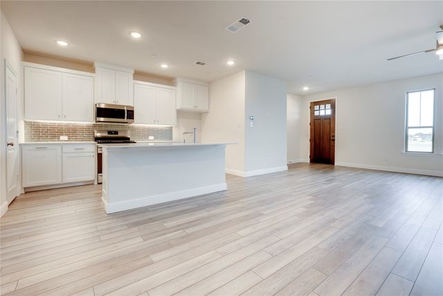 13027 Makers Drive, Frisco, TX 75035