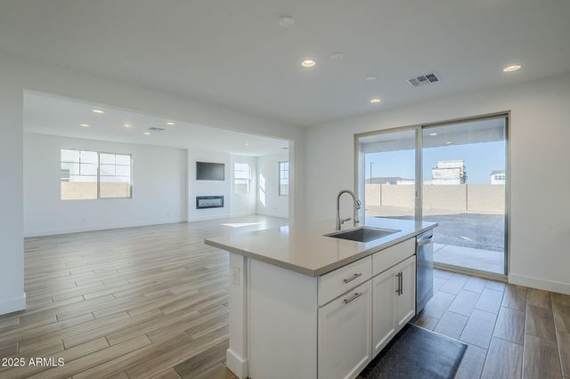 19426 S 214TH Place, Queen Creek, AZ 85142