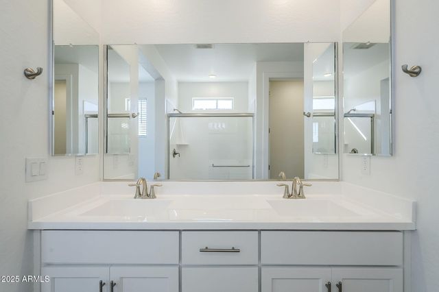 19426 S 214TH Place, Queen Creek, AZ 85142