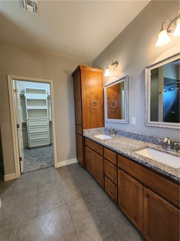2221 Crystal Bay Dr, Corpus Christi, TX 78414
