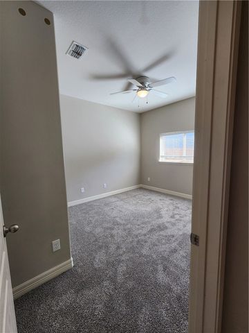 2221 Crystal Bay Dr, Corpus Christi, TX 78414